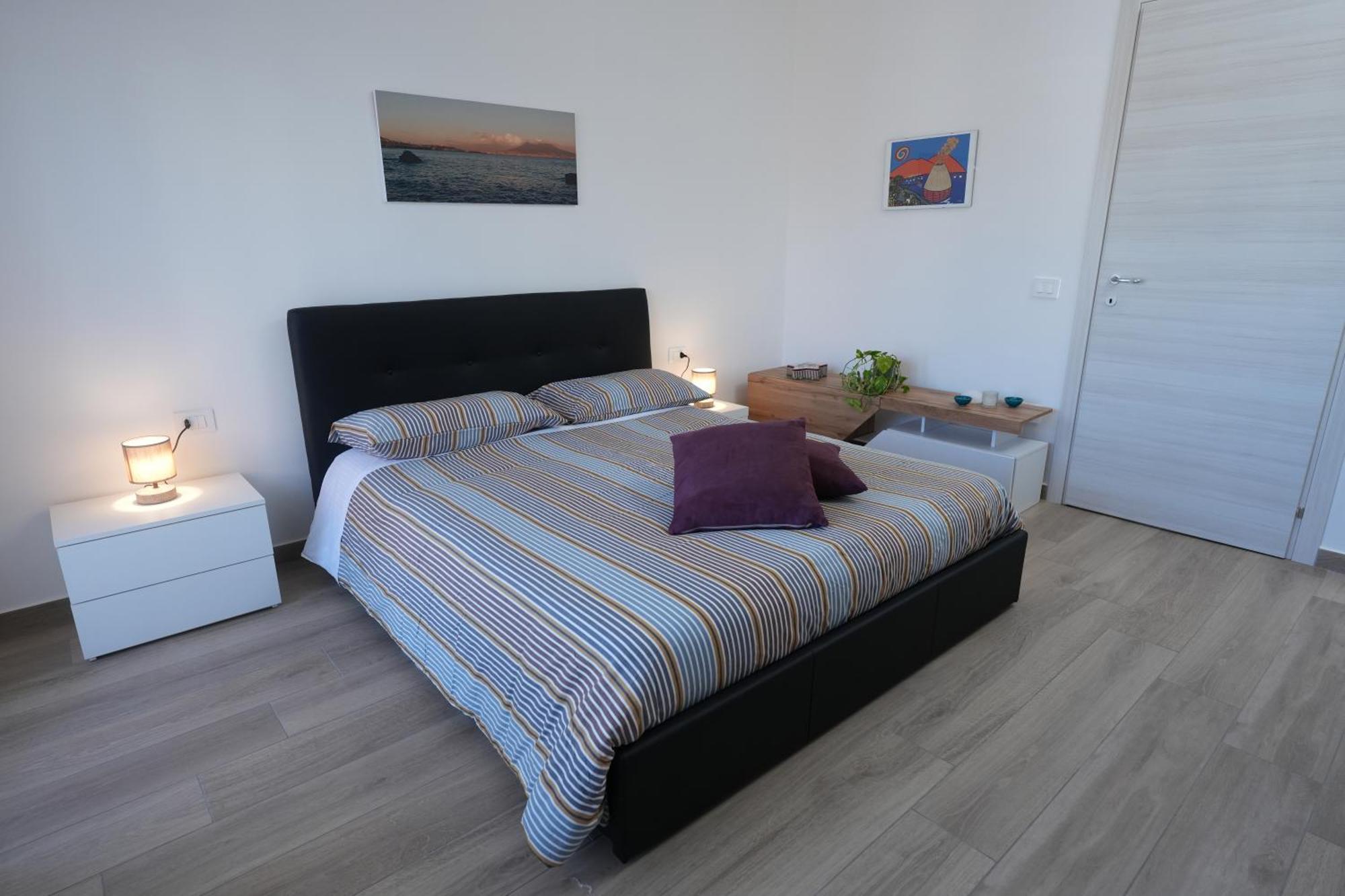 Panorama Vesuvius Affittacamere Guesthouse With Lift Near To Subway In Napoli Center Екстериор снимка