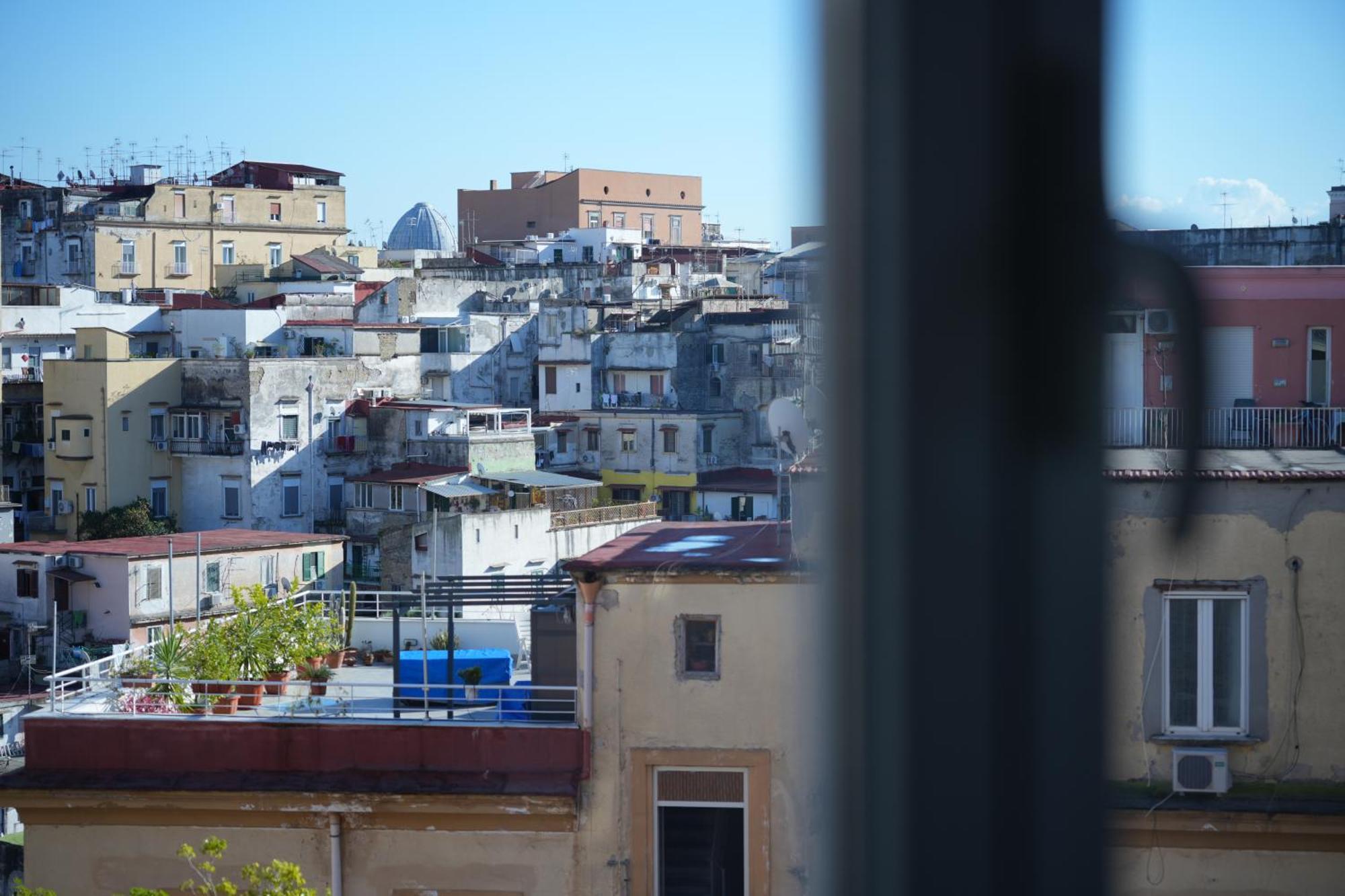 Panorama Vesuvius Affittacamere Guesthouse With Lift Near To Subway In Napoli Center Екстериор снимка